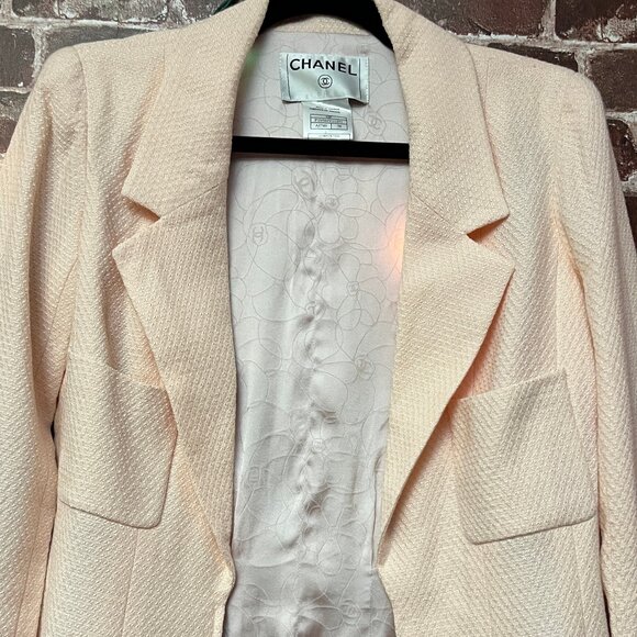 Authentic Chanel Vintage 02P Pale Pink Bouclé Tweed Zip Jacket - Size 38 - Picture 8 of 15
